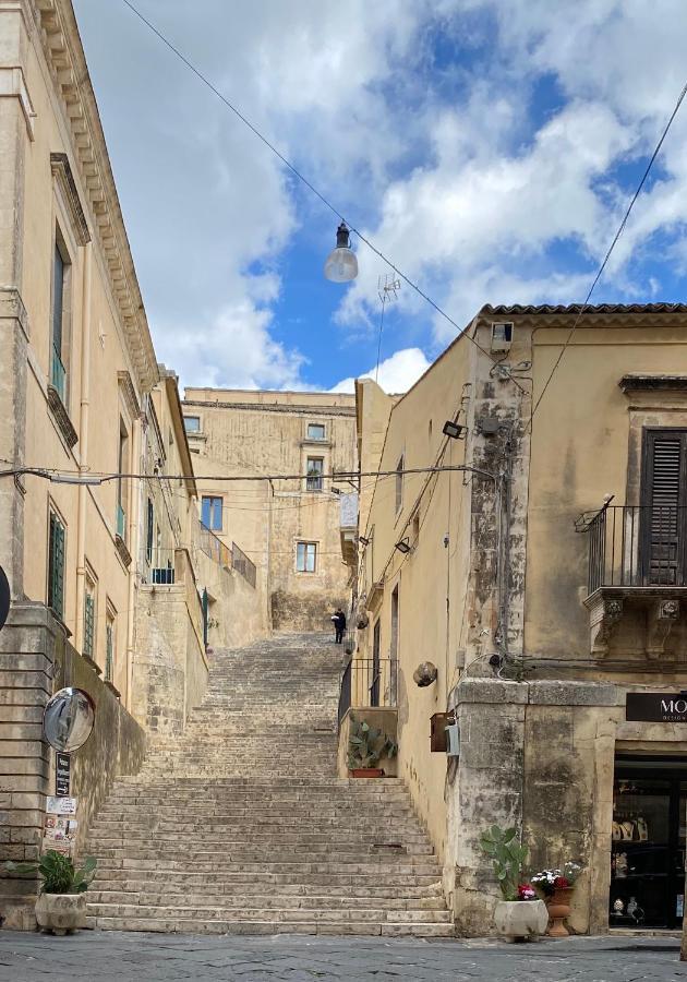 Rossaroll Holiday Houses Noto Exterior photo